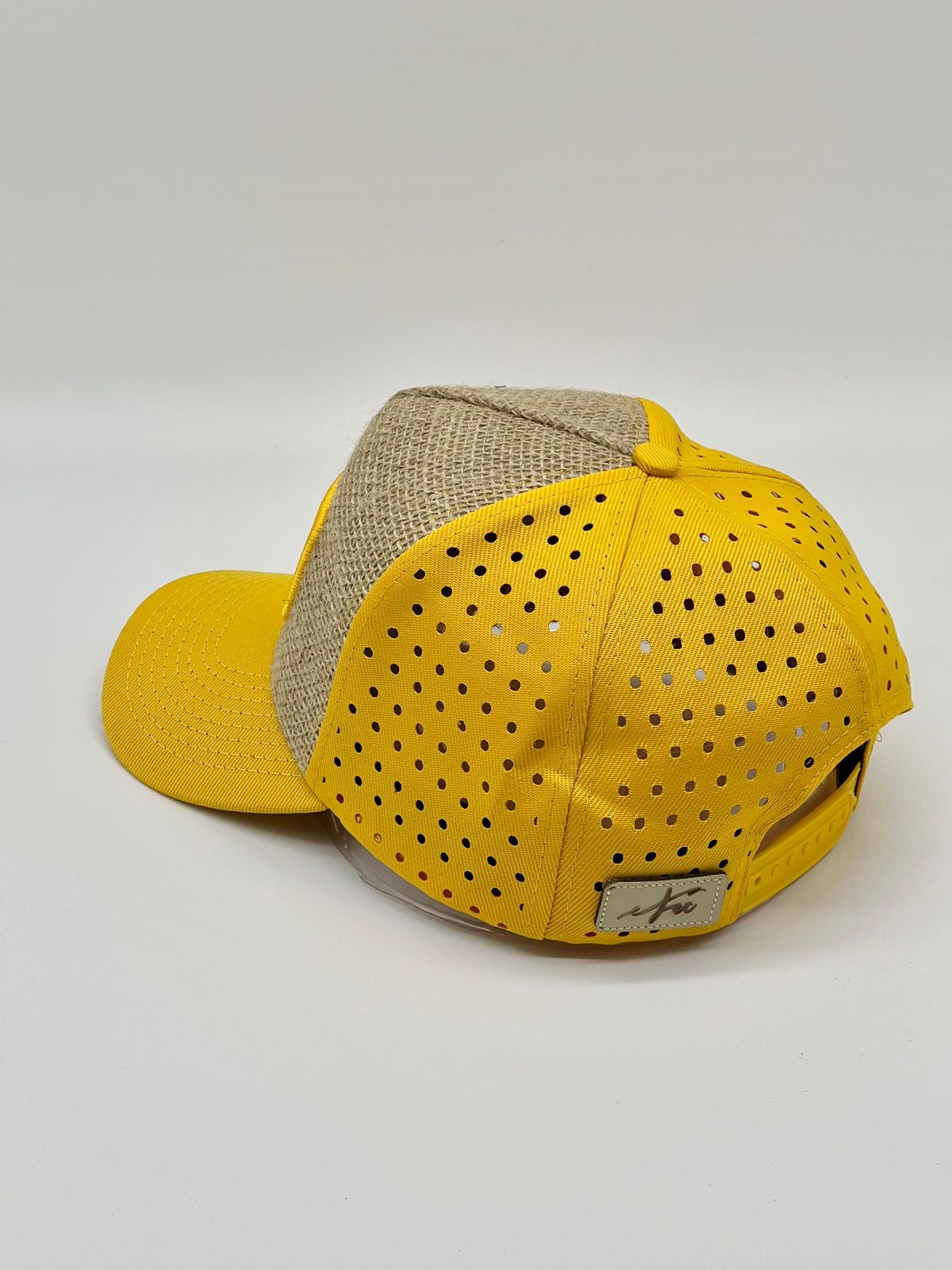 Canario Trucker Hat